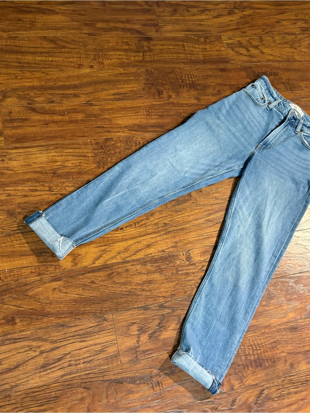 Abercrombie & Fitch women’s size 0L The Mom high rise curve love jeans
